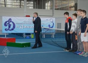 Участников приветствует начальник учебно-спортивного отдела Санкт-Петербургского общества «Динамо» Маслов Владимир Владимирович.